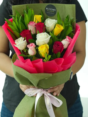  Antalya Flowers - 12 Colored Rose Bouquet